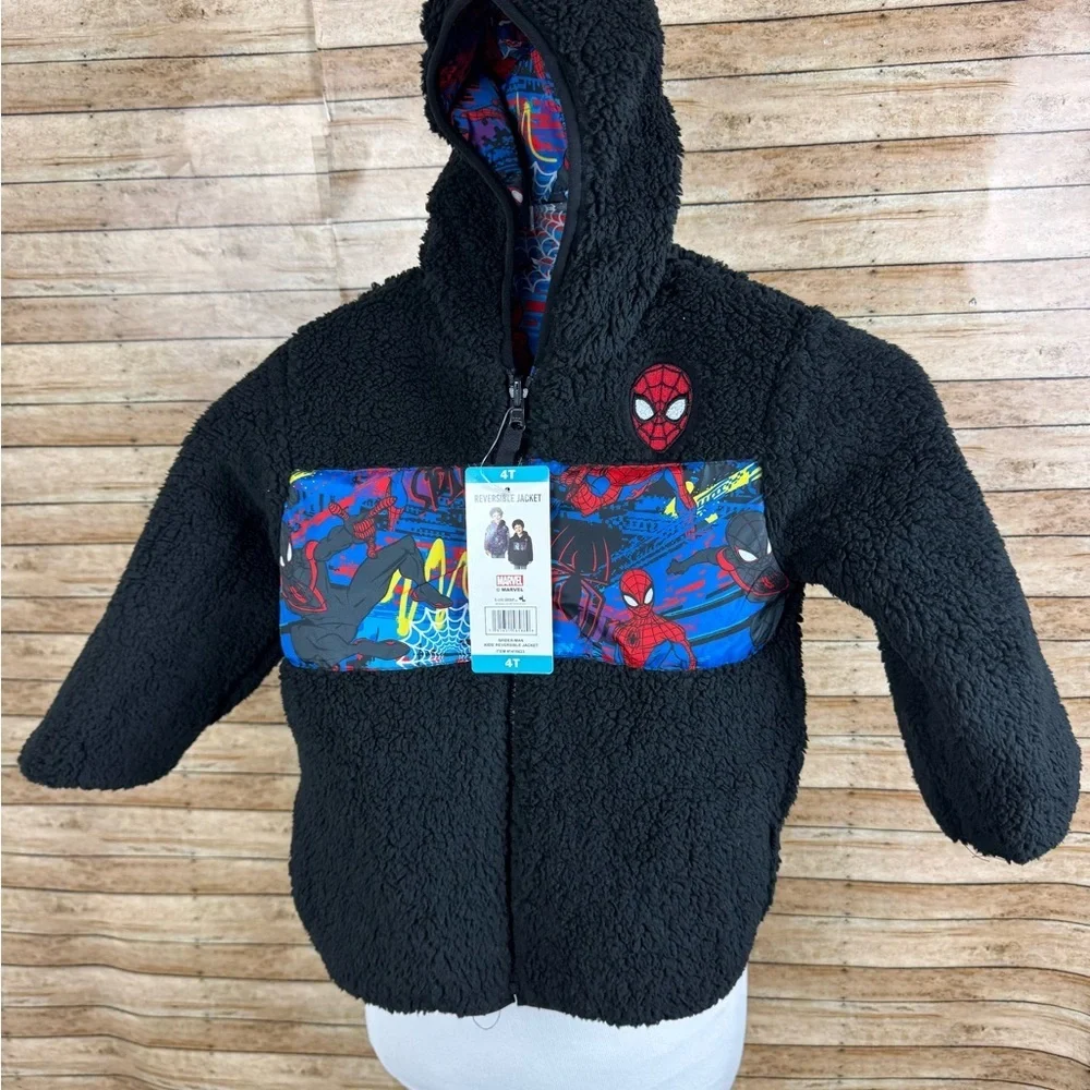 NWT Disney Marvel Spider-man Kids Reversible Jacket Size 4 T
